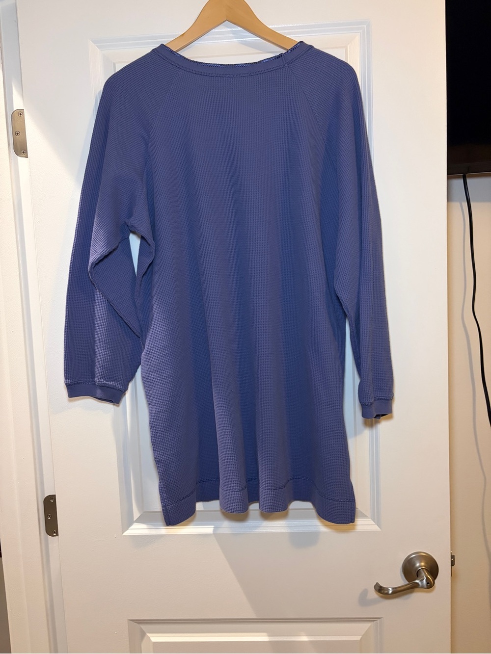 Victoria’s Secret Bundle of 2 Cozy Waffle-Knit Long Sleeve Tunic Sleep Shirts - Picture 5 of 7